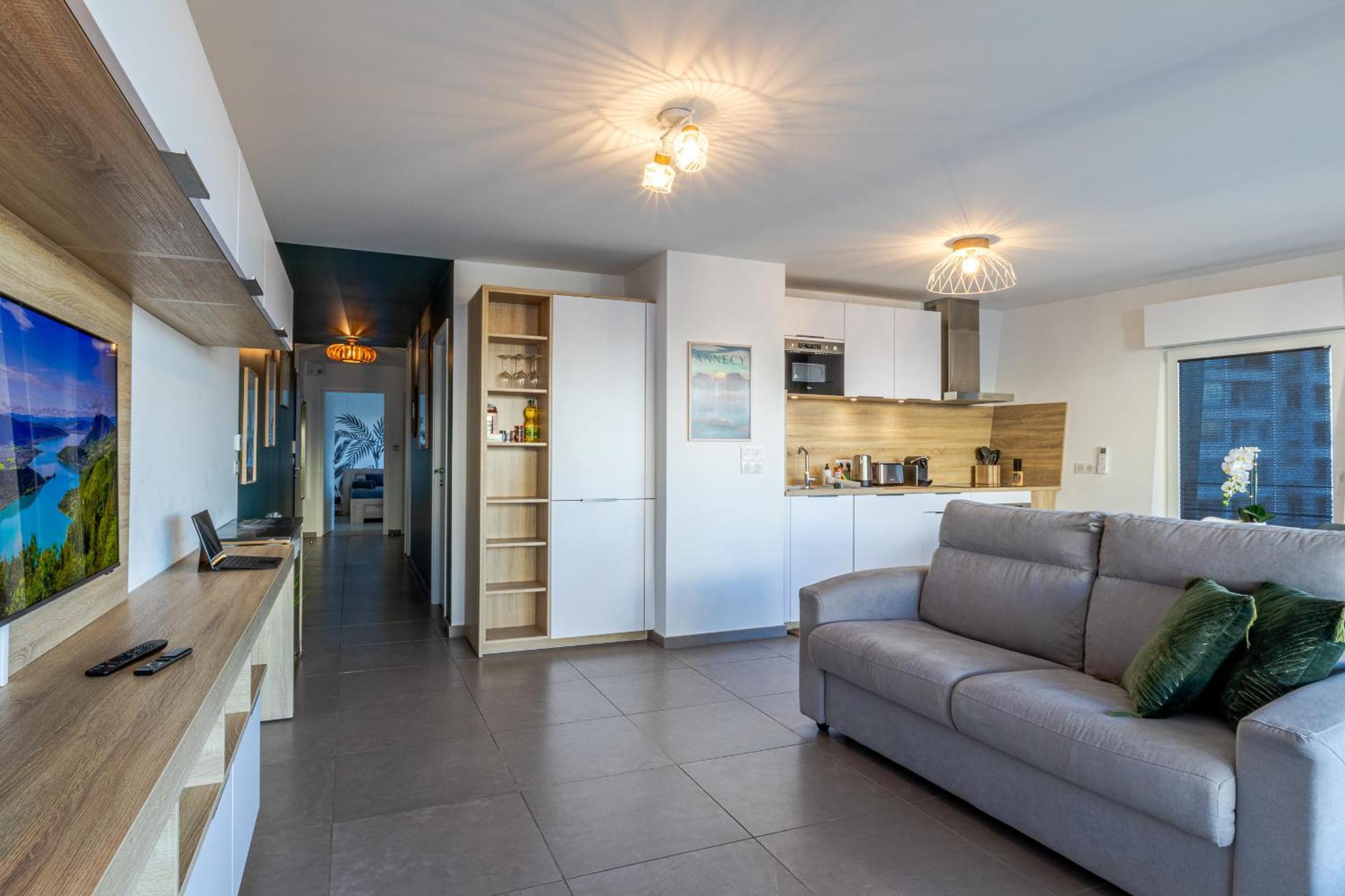 La Plume Vue Lac 3 Etoiles - Garage Prive, Secteur Recherche, Moderne & Tout Equipe, 6 Personnes アヌシー エクステリア 写真
